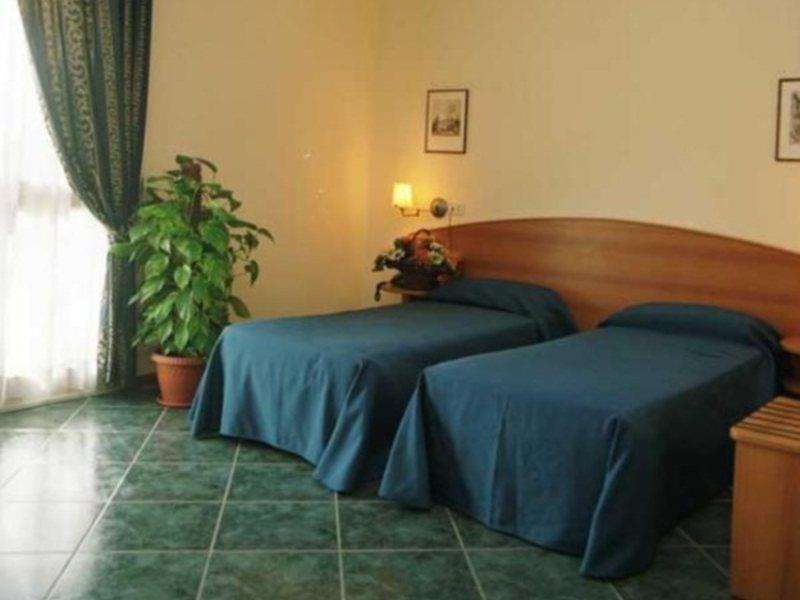 Hotel Palacavicchi Ciampino Eksteriør billede